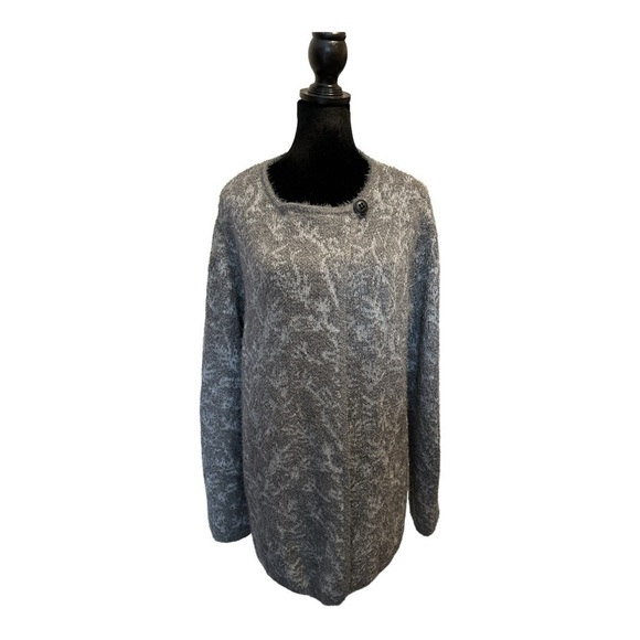 august silk Sweaters - Anthropologie August Silk Cardigan Size Large Women’s Gray Fuzzy Comfort Warm